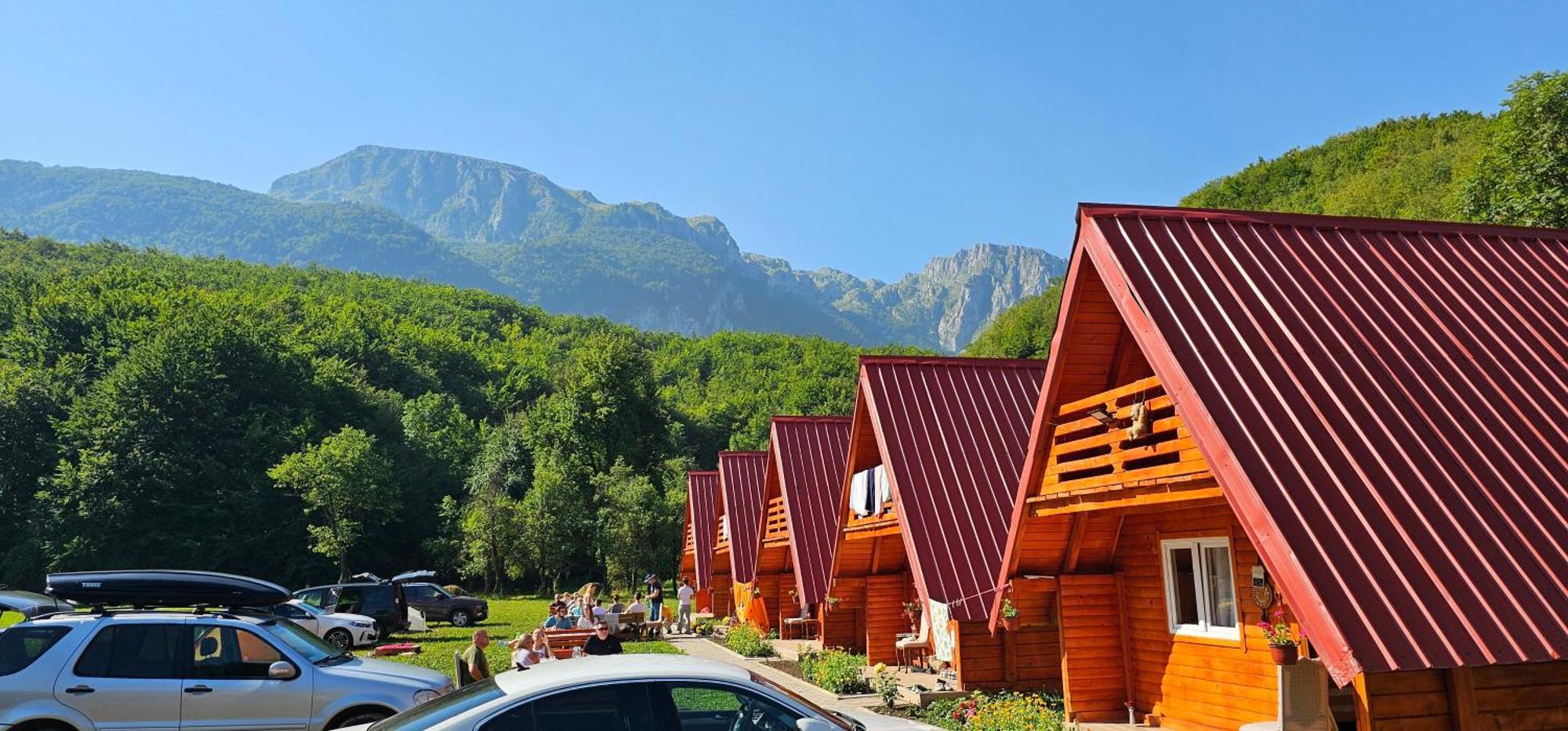 Ekoo Katun Jezerca Villa Vuthaj Buitenkant foto