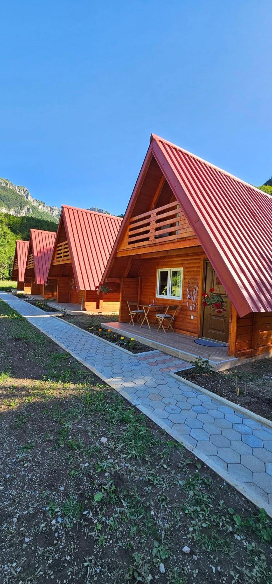 Ekoo Katun Jezerca Villa Vuthaj Buitenkant foto