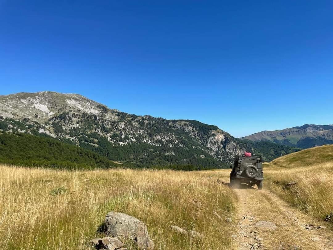 Ekoo Katun Jezerca Villa Vuthaj Buitenkant foto
