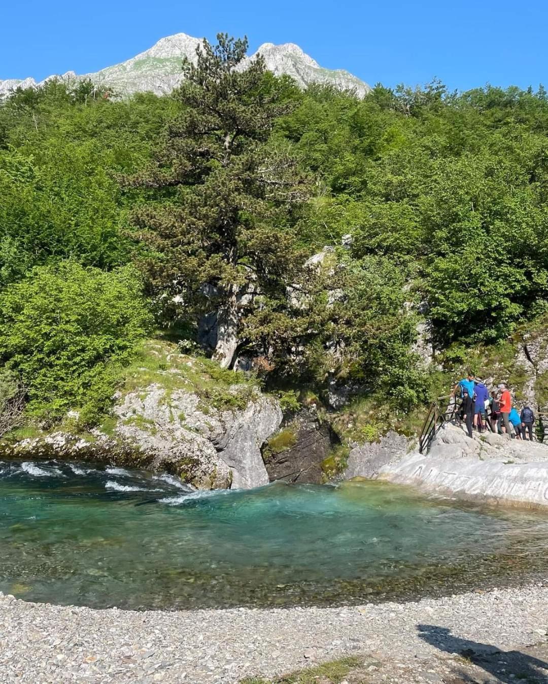 Ekoo Katun Jezerca Villa Vuthaj Buitenkant foto