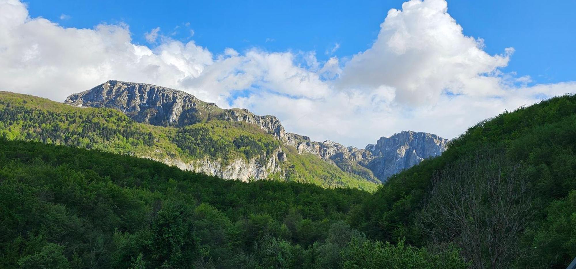 Ekoo Katun Jezerca Villa Vuthaj Buitenkant foto