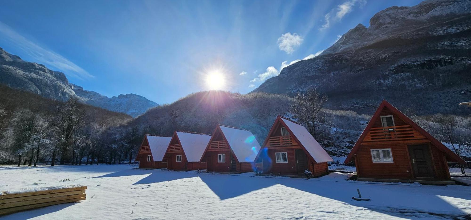 Ekoo Katun Jezerca Villa Vuthaj Buitenkant foto